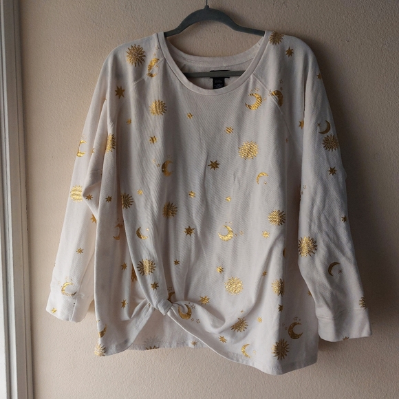 JOCI & I WHITE SWEATSHIRT WITH GOLD CELESTIAL MOON STARS DETAIL - Picture 10 of 10
